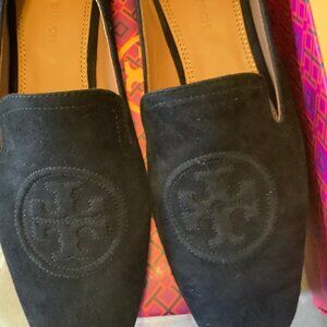 Excellent Tory Burch RiverRock Suede Loafers